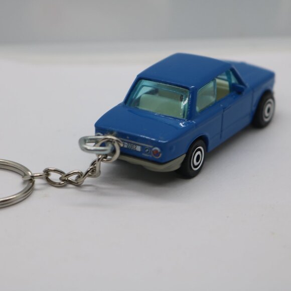 Matchbox 1969 BMW custom keychain 1/64 scale - Picture 3 of 5